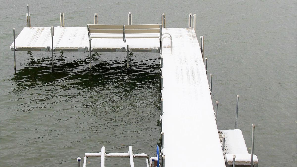 How to winterize your boat dock the right way